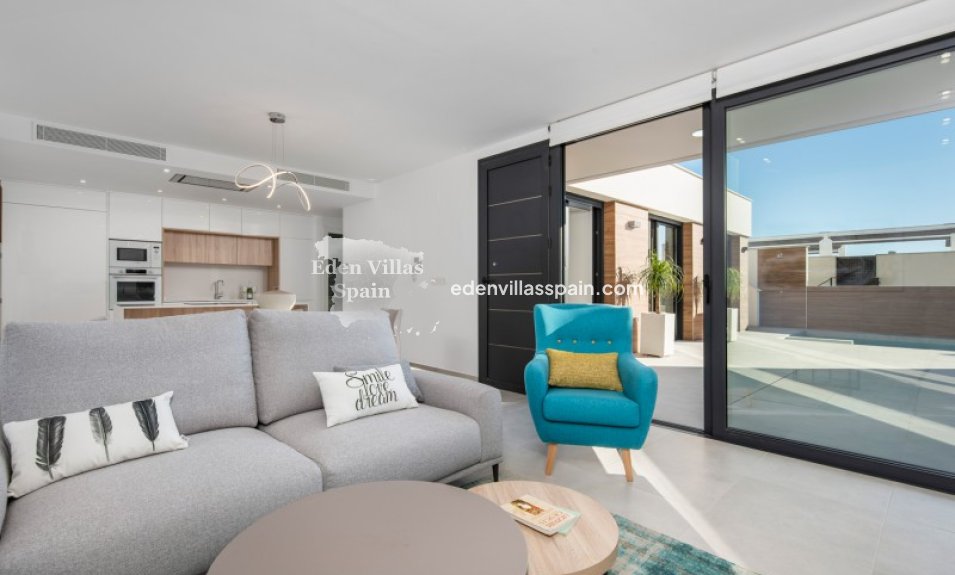 Nieuwbouw - Gloednieuwe villa - Rojales