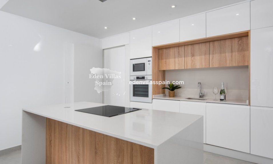 Nieuwbouw - Gloednieuwe villa - Rojales
