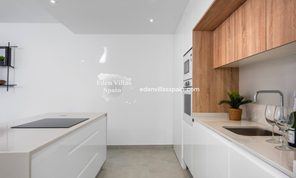Nieuwbouw - Gloednieuwe villa - Rojales