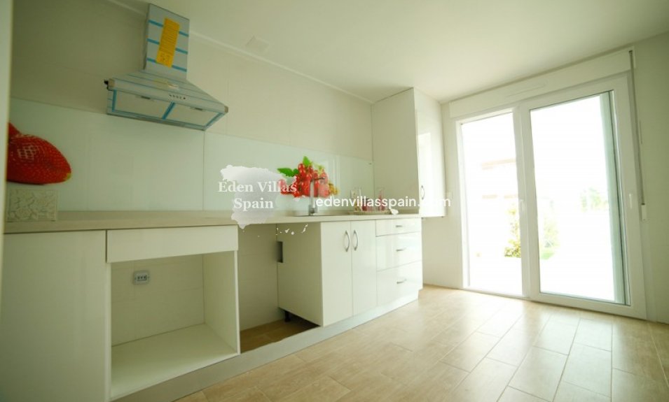 Nieuwbouw - Gloednieuwe villa - Santa Pola