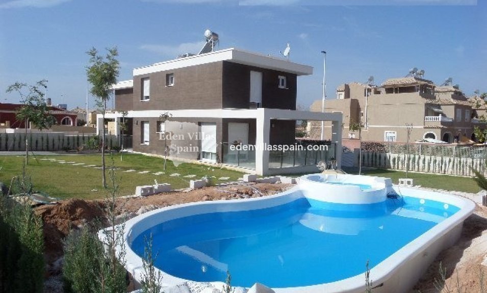 Nieuwbouw - Gloednieuwe villa - Santa Pola