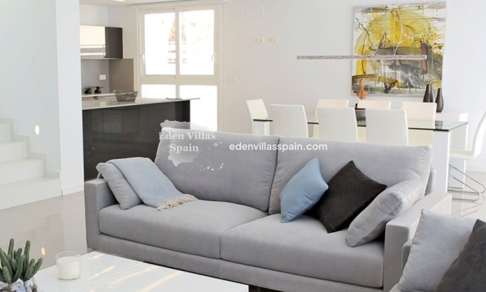 Nouvelle construction - Maison de Ville - Guardamar del Segura