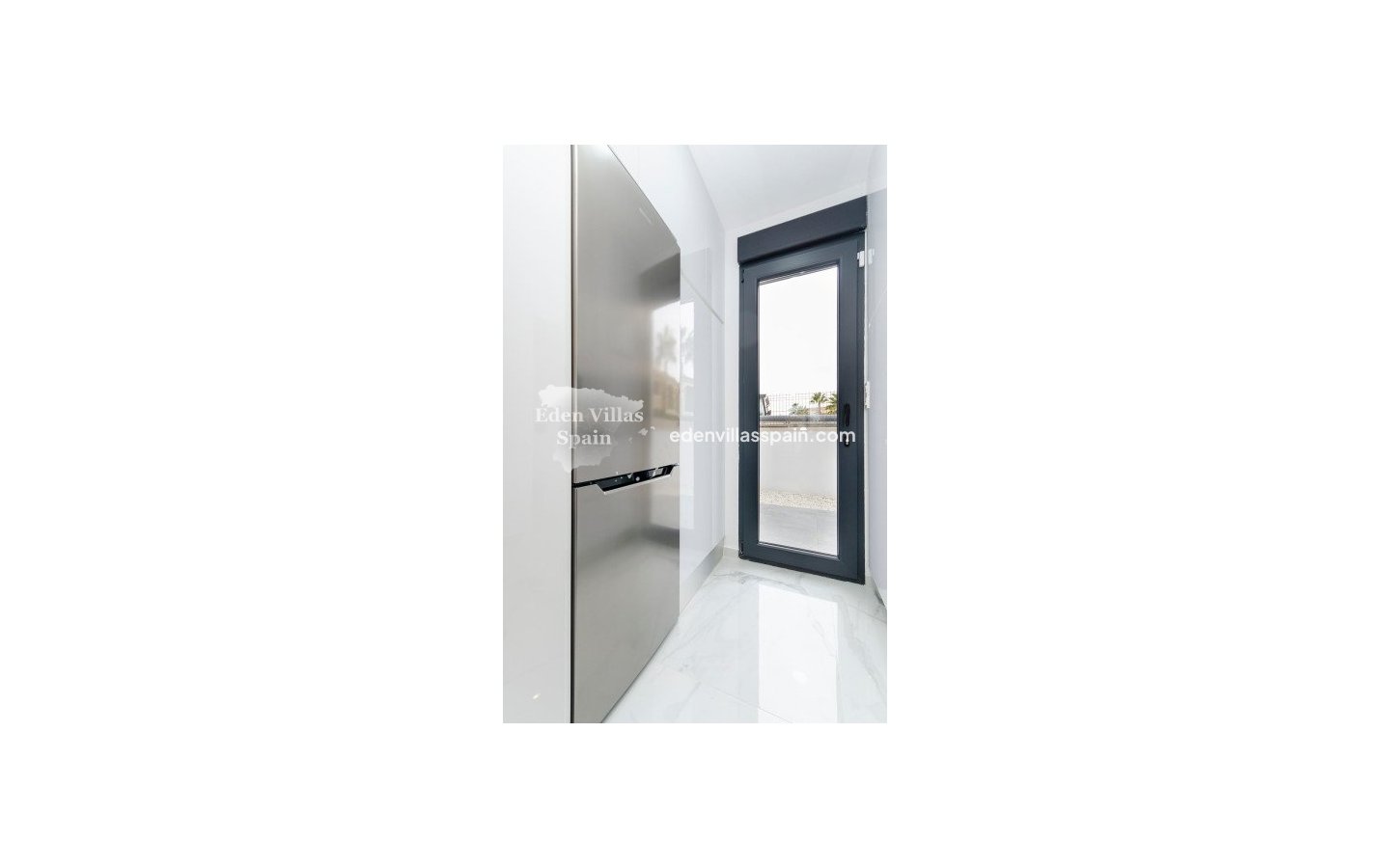 Obra Nueva - Chalet independiente - Torrevieja