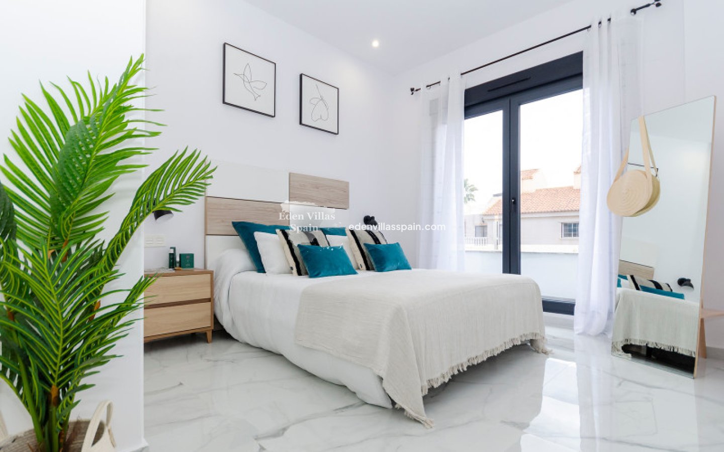 Obra Nueva - Chalet independiente - Torrevieja
