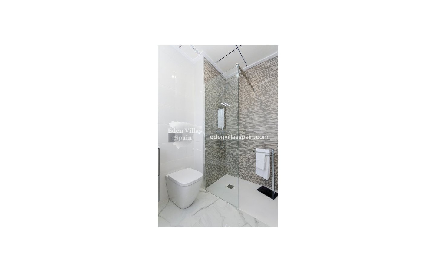 Obra Nueva - Chalet independiente - Torrevieja