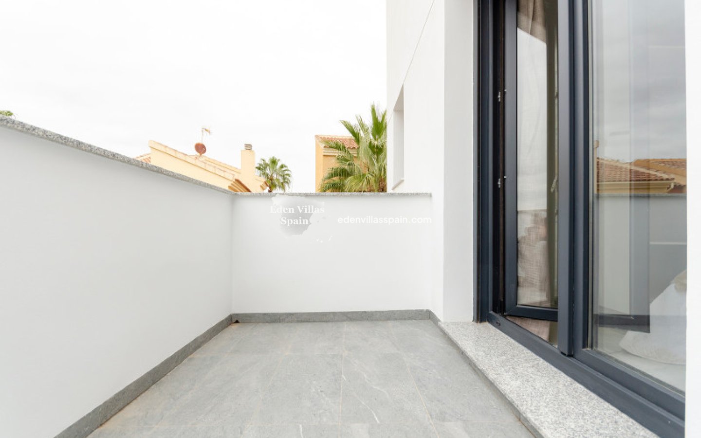 Obra Nueva - Chalet independiente - Torrevieja