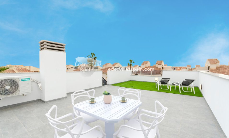 Obra Nueva - Chalet independiente - Torrevieja