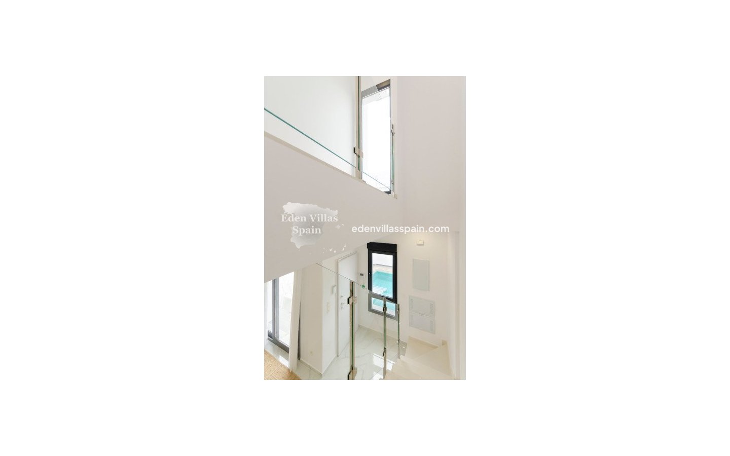 Obra Nueva - Chalet independiente - Torrevieja