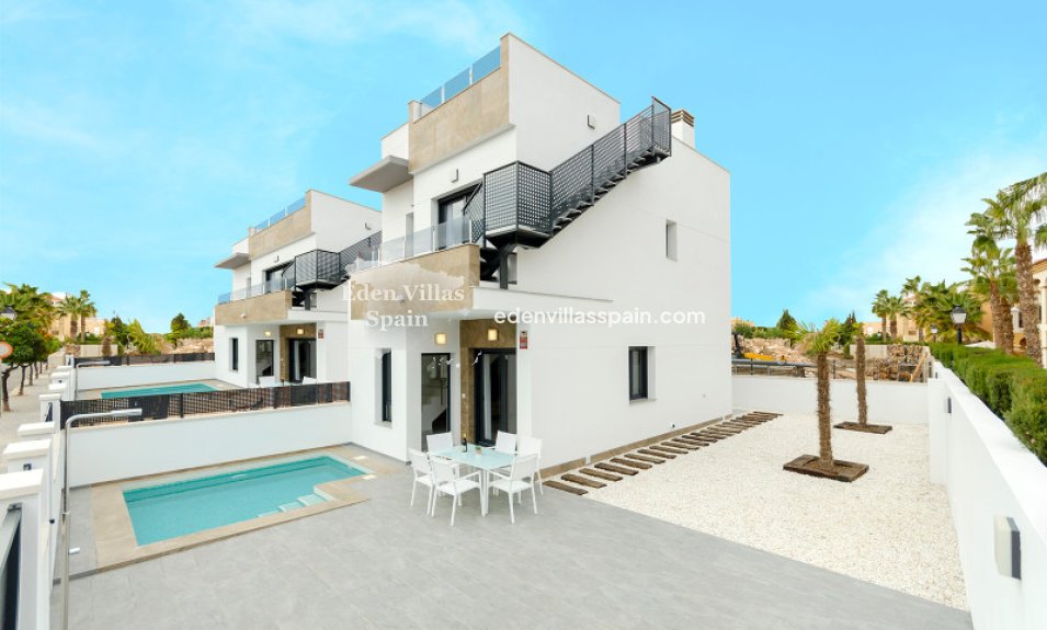 Obra Nueva - Chalet independiente - Torrevieja