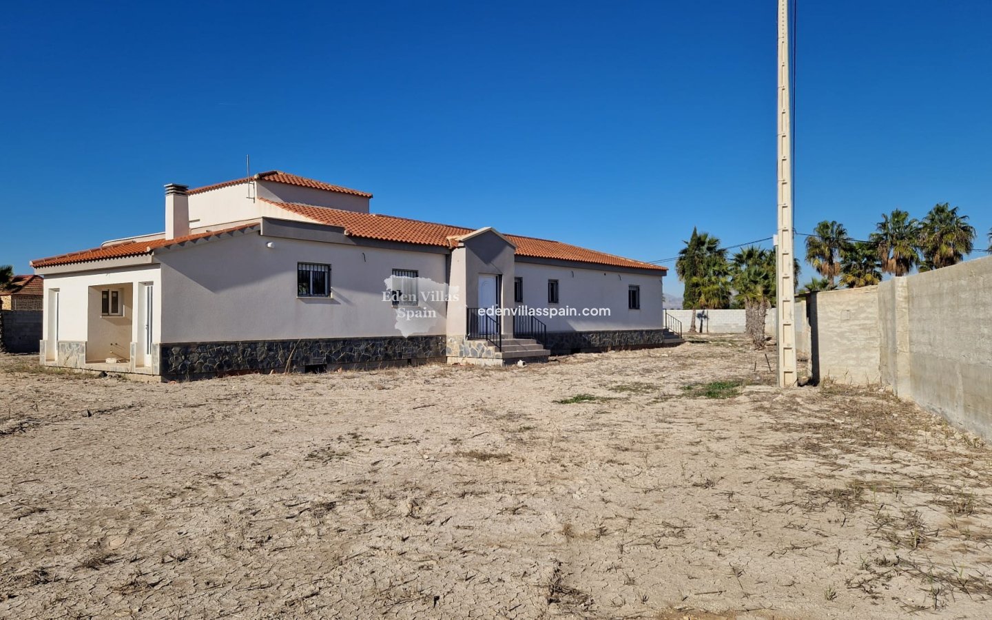 Obra Nueva - Villa a estrenar - Catral