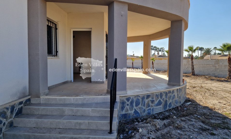 Obra Nueva - Villa a estrenar - Catral