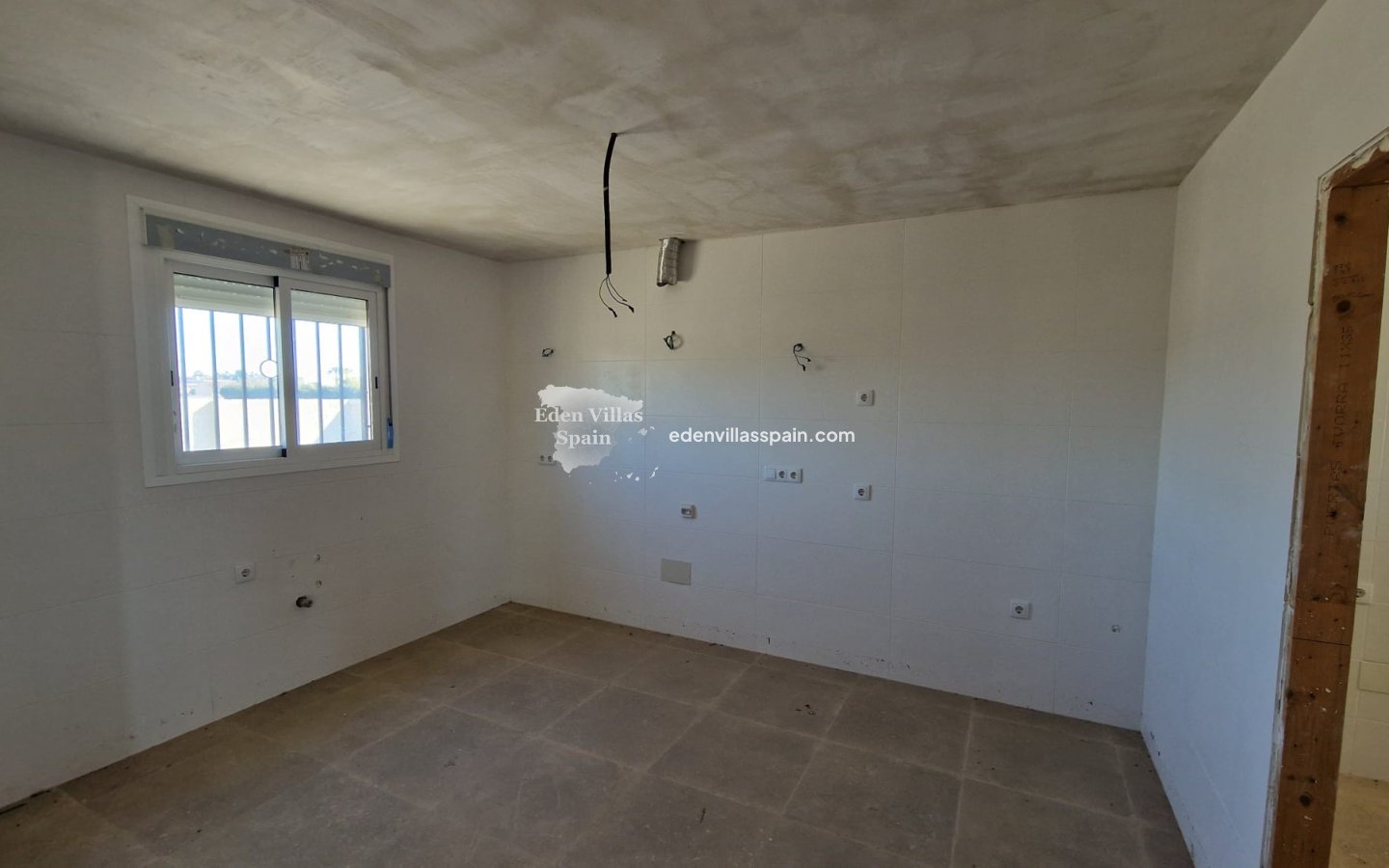 Obra Nueva - Villa a estrenar - Catral