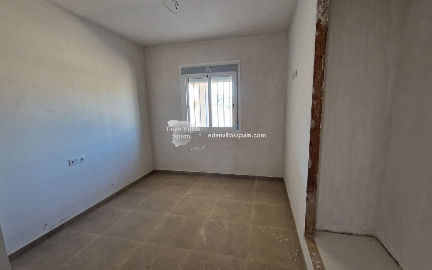 Obra Nueva - Villa a estrenar - Catral