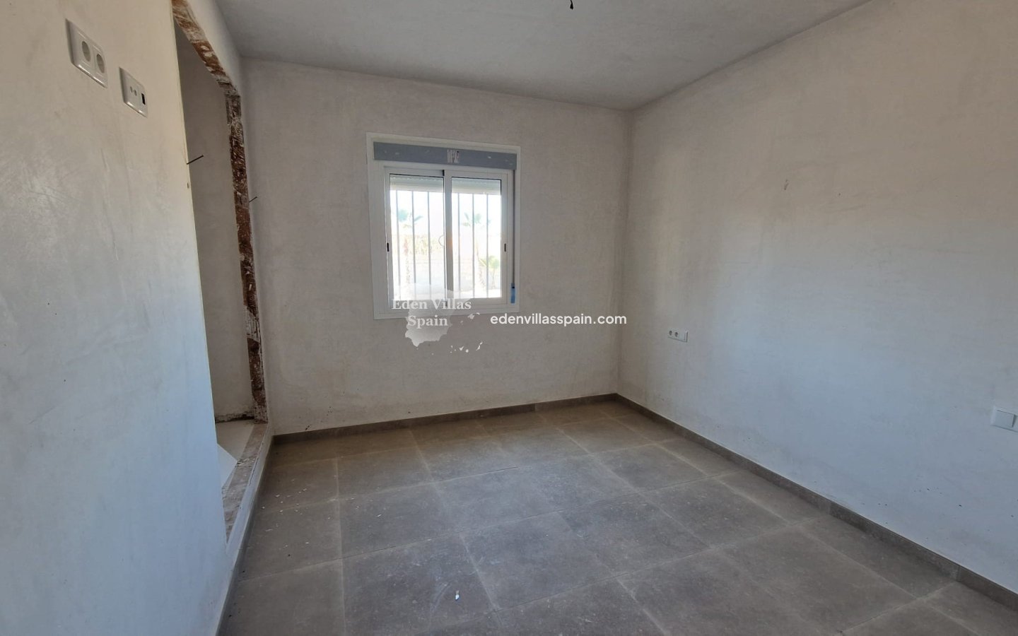 Obra Nueva - Villa a estrenar - Catral