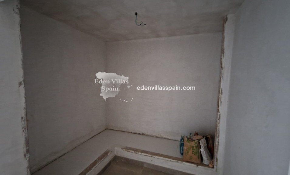 Obra Nueva - Villa a estrenar - Catral