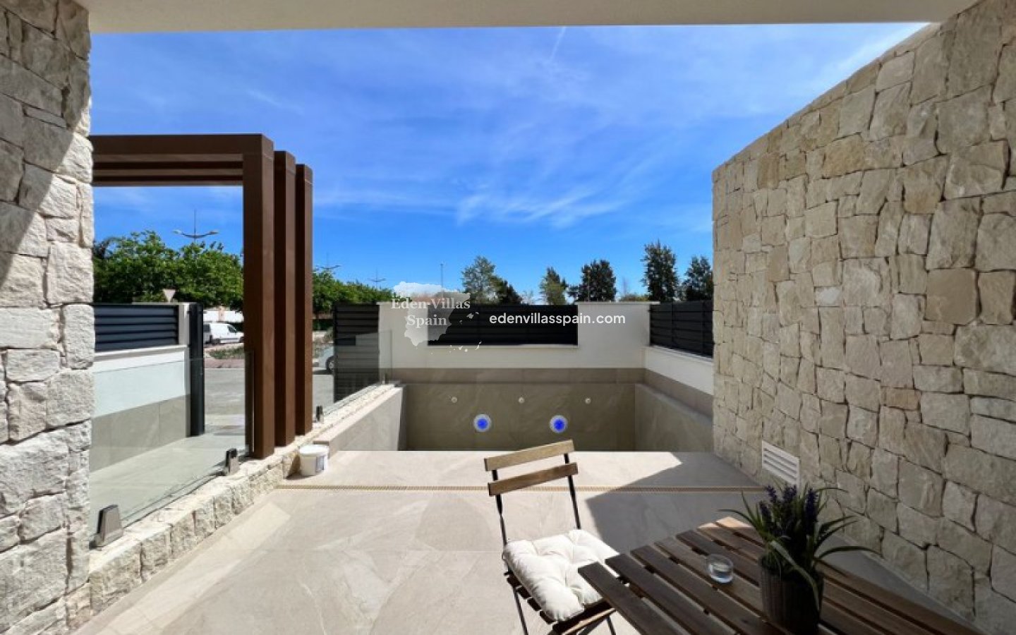 Obra Nueva - Villa a estrenar - Dolores