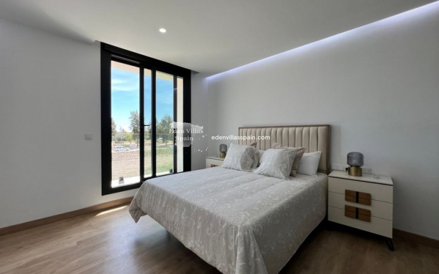 Obra Nueva - Villa a estrenar - Dolores
