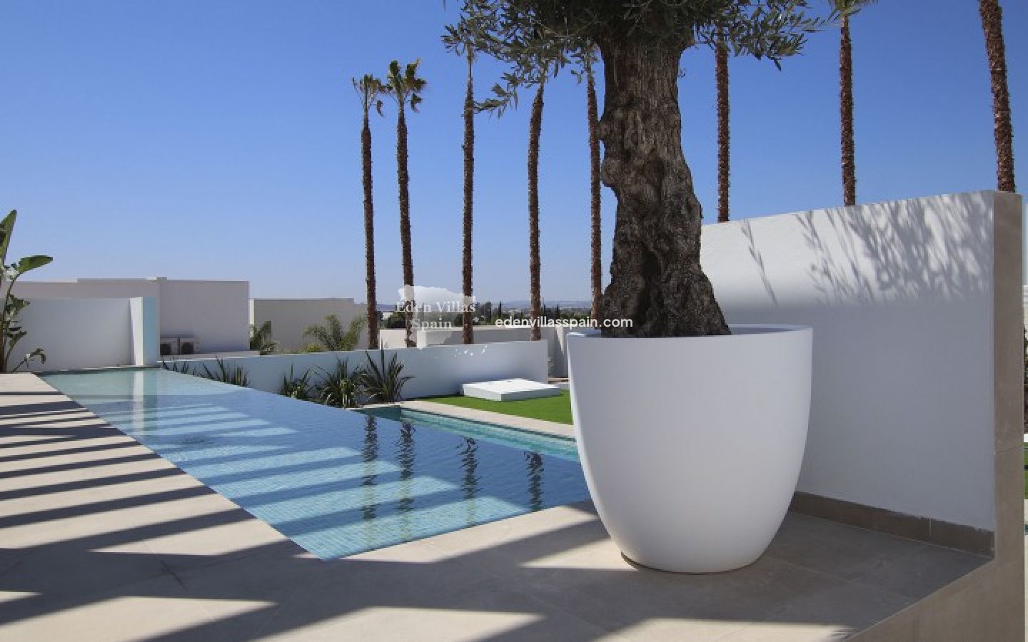 Obra Nueva - Villa a estrenar - La Marina
