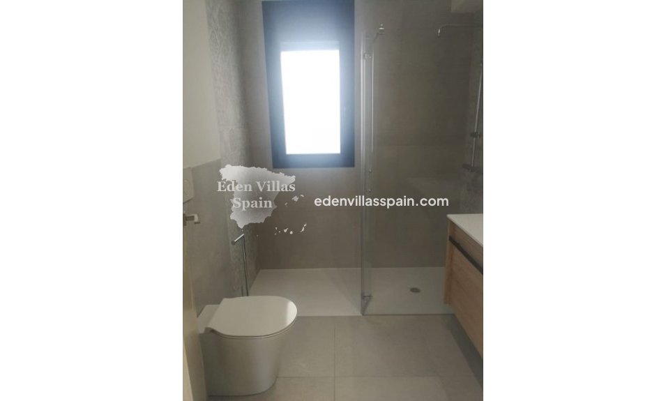 Obra Nueva - Villa a estrenar - La Marina