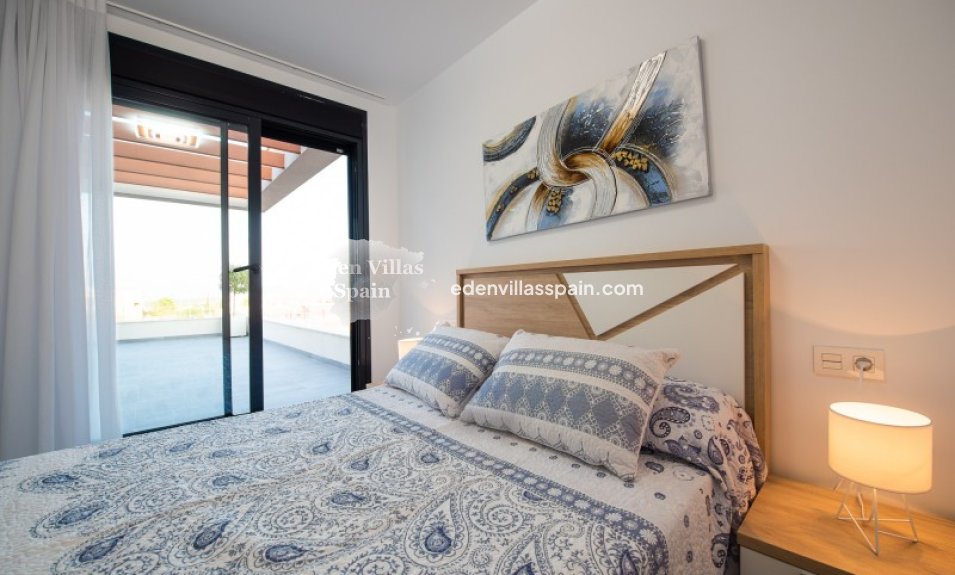 Obra Nueva - Villa a estrenar - Los Montesinos