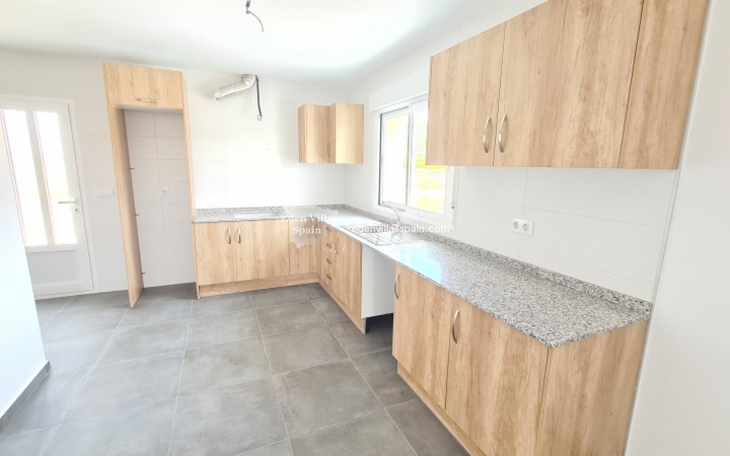 Obra Nueva - Villa a estrenar - Pinoso