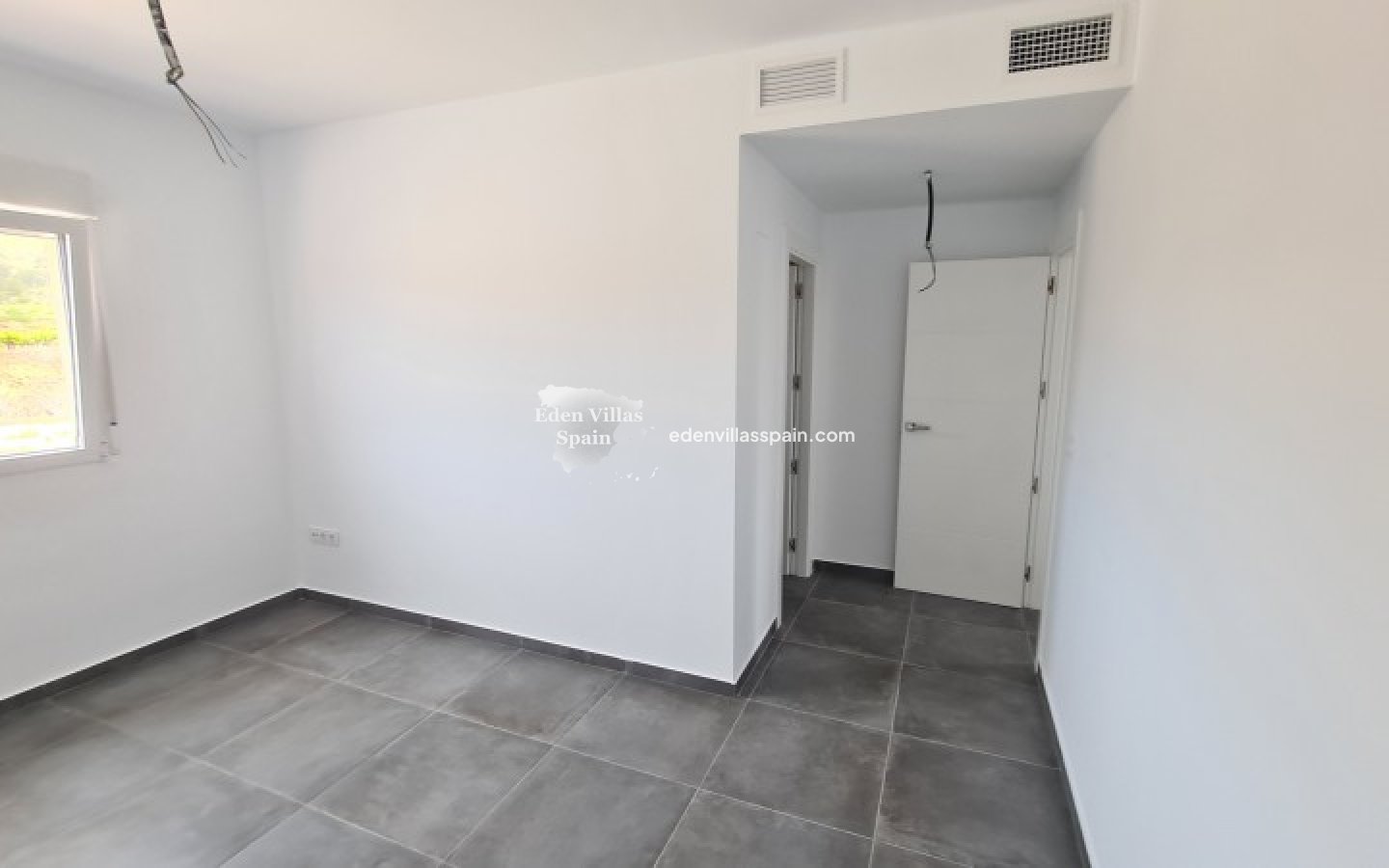 Obra Nueva - Villa a estrenar - Pinoso