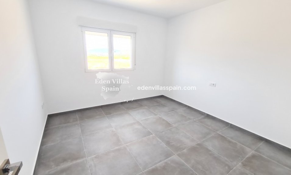 Obra Nueva - Villa a estrenar - Pinoso