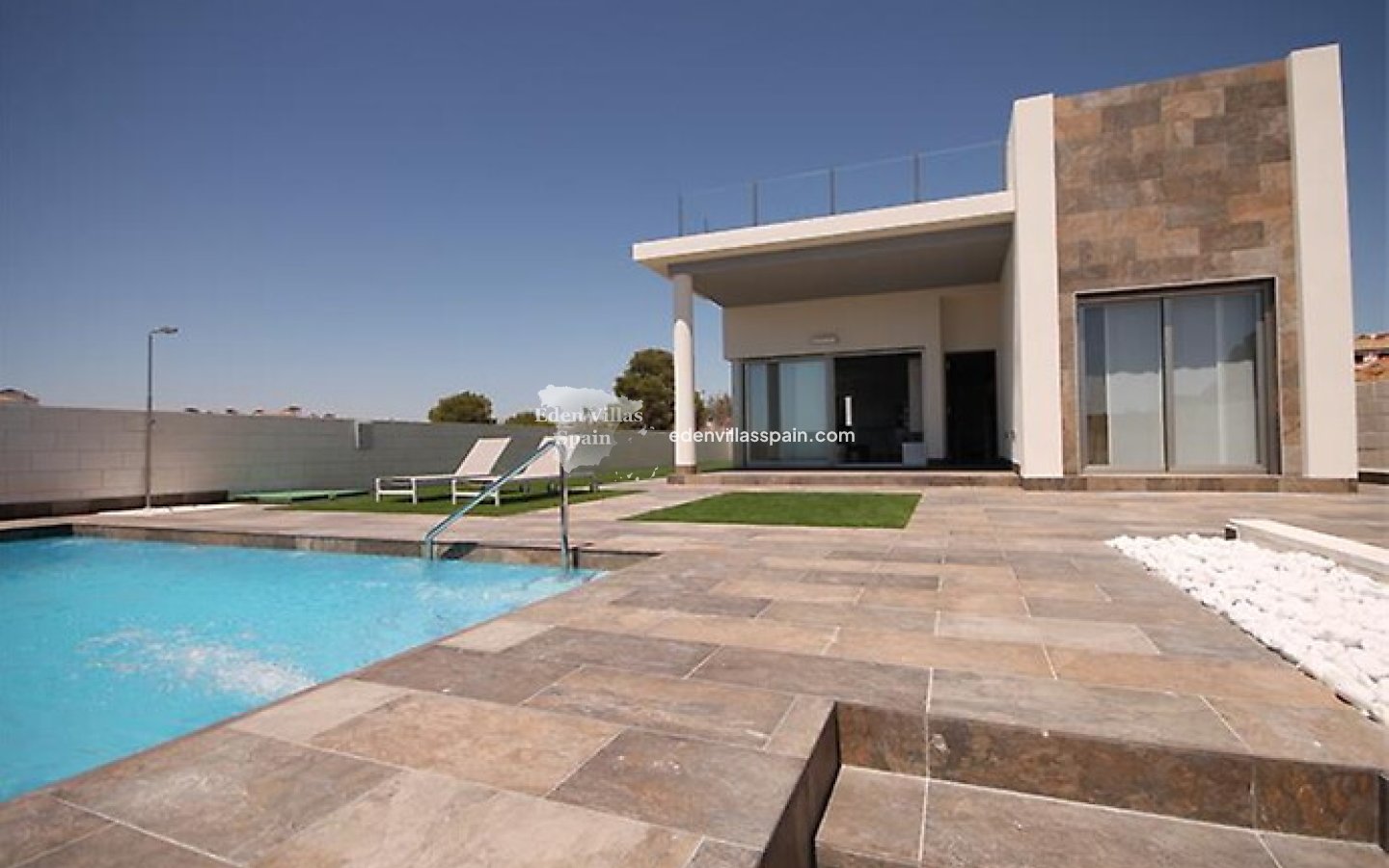 Obra Nueva - Villa costera - Orihuela Costa