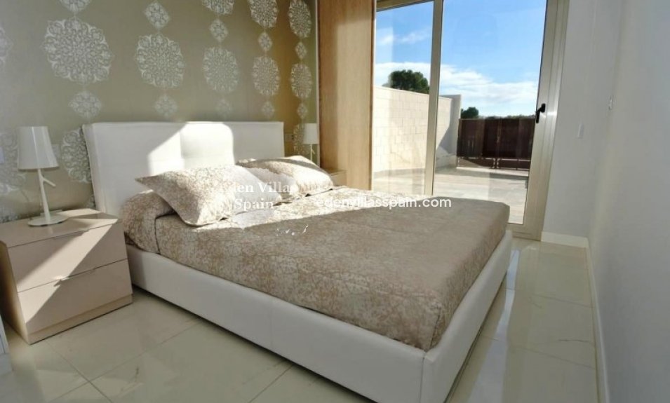 Obra Nueva - Villa costera - Orihuela Costa
