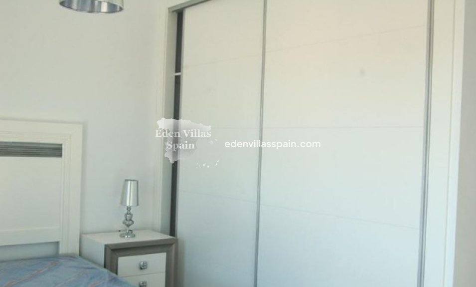 Obra Nueva - Villa costera - Santa Pola
