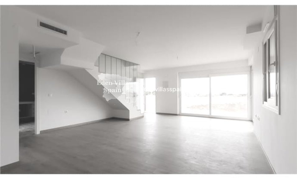 Obra Nueva - Villa costera - Santa Pola