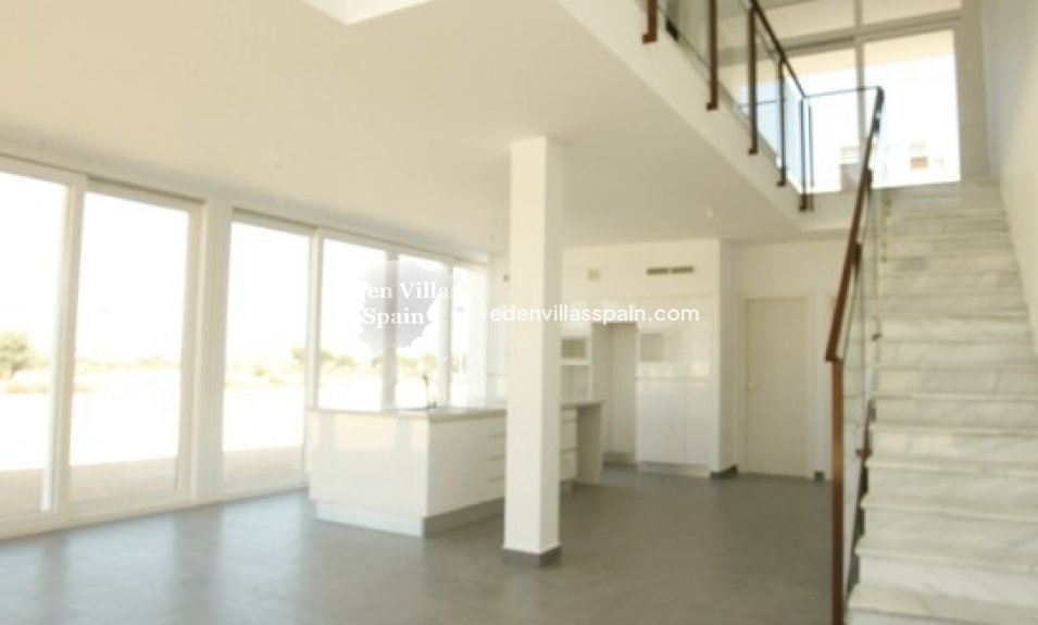 Obra Nueva - Villa costera - Santa Pola