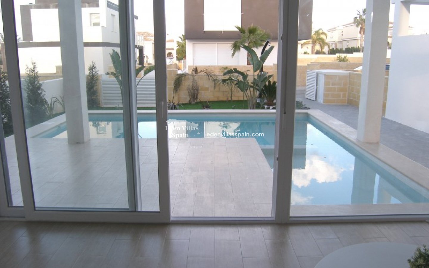 Obra Nueva - Villa costera - Santa Pola