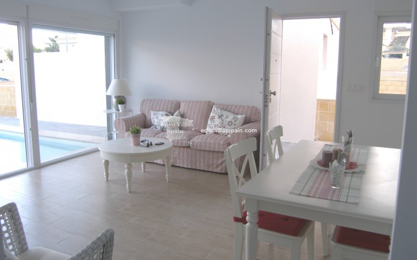 Obra Nueva - Villa costera - Santa Pola