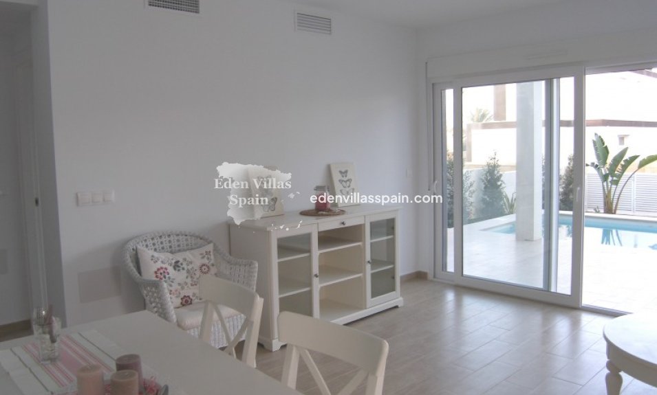 Obra Nueva - Villa costera - Santa Pola