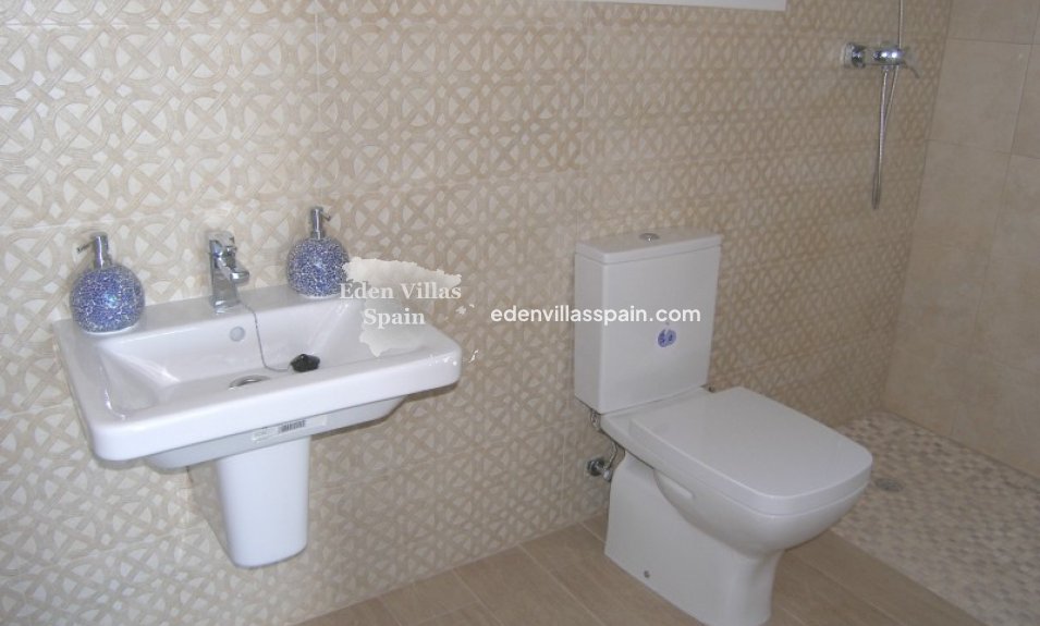 Obra Nueva - Villa costera - Santa Pola