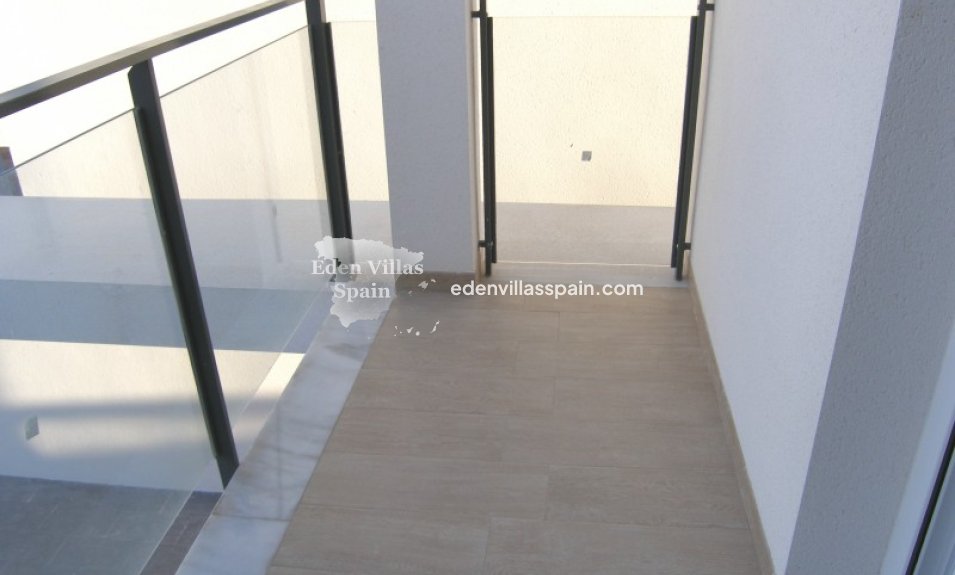 Obra Nueva - Villa costera - Santa Pola