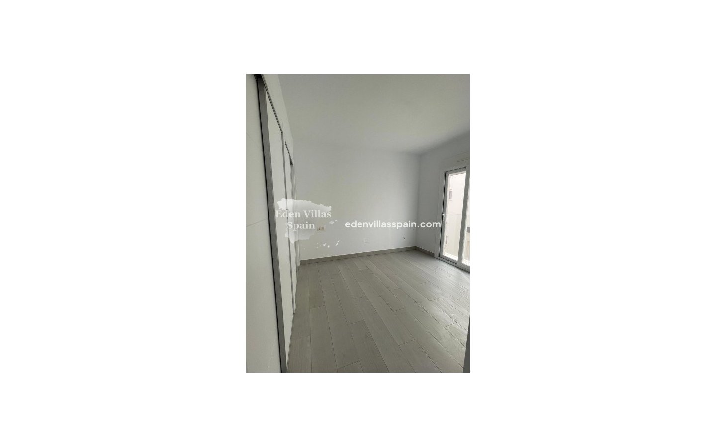 Obra Nueva - Villa costera - Santa Pola