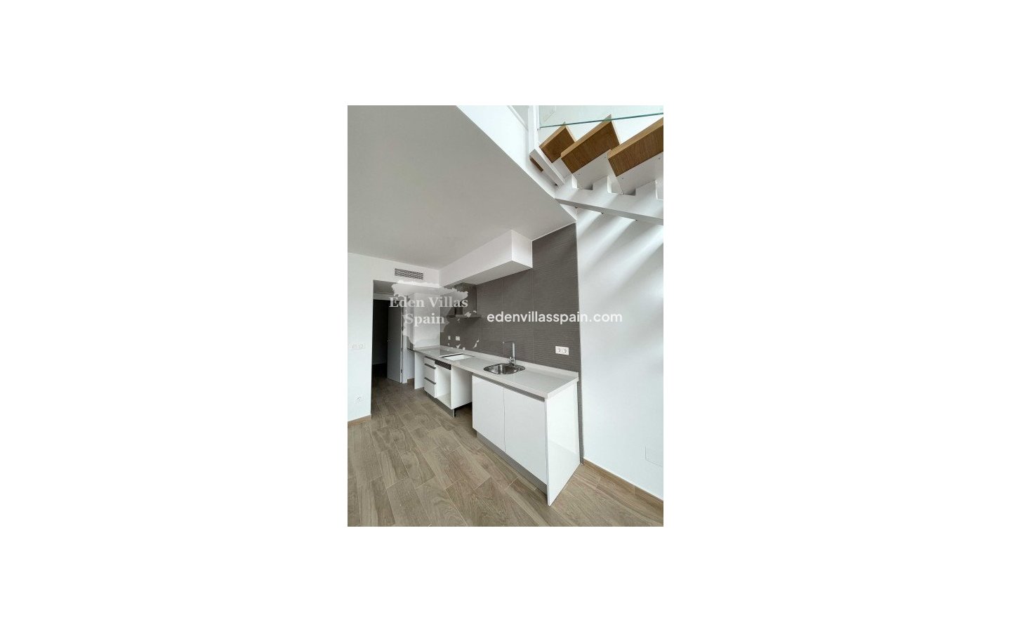 Obra Nueva - Villa costera - Santa Pola