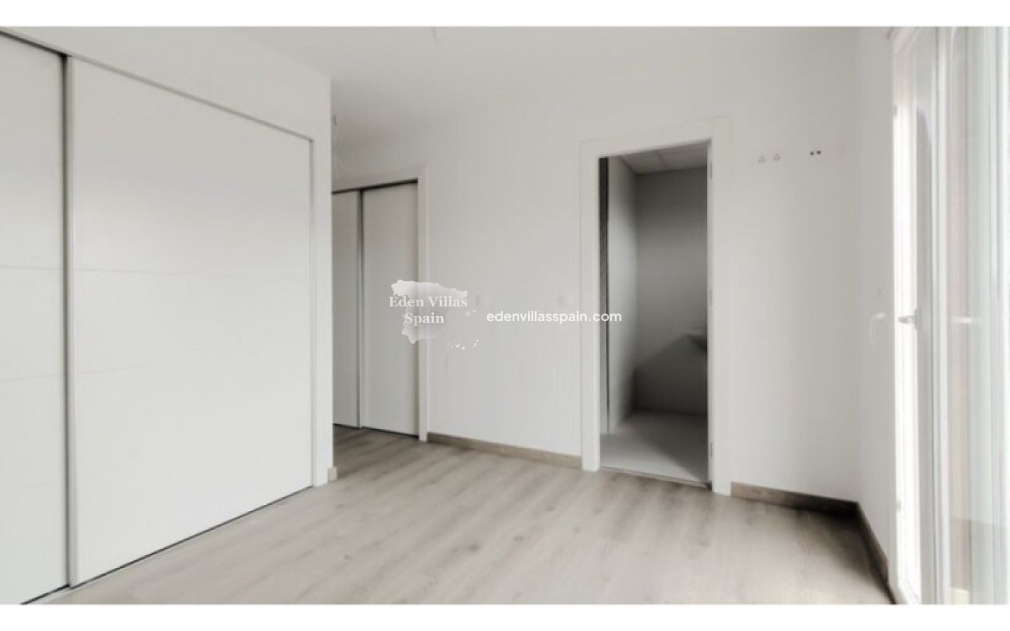 Obra Nueva - Villa costera - Santa Pola