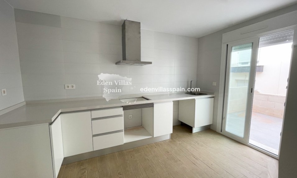 Obra Nueva - Villa costera - Santa Pola
