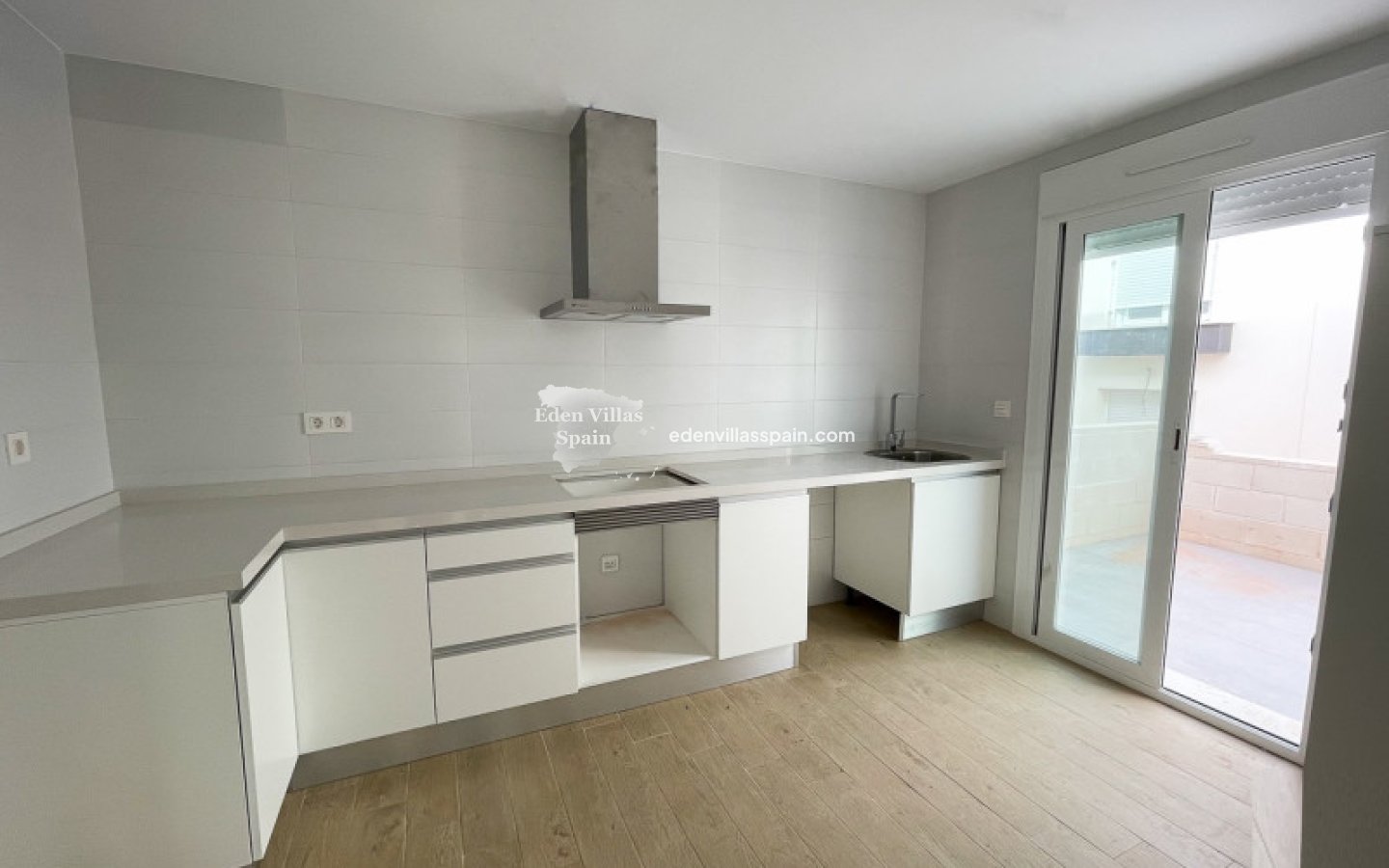 Obra Nueva - Villa costera - Santa Pola