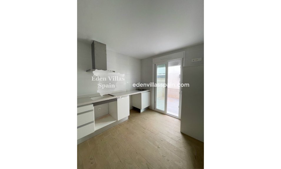 Obra Nueva - Villa costera - Santa Pola