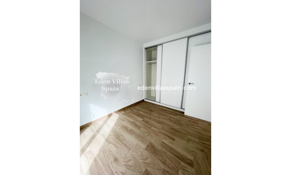Obra Nueva - Villa costera - Santa Pola