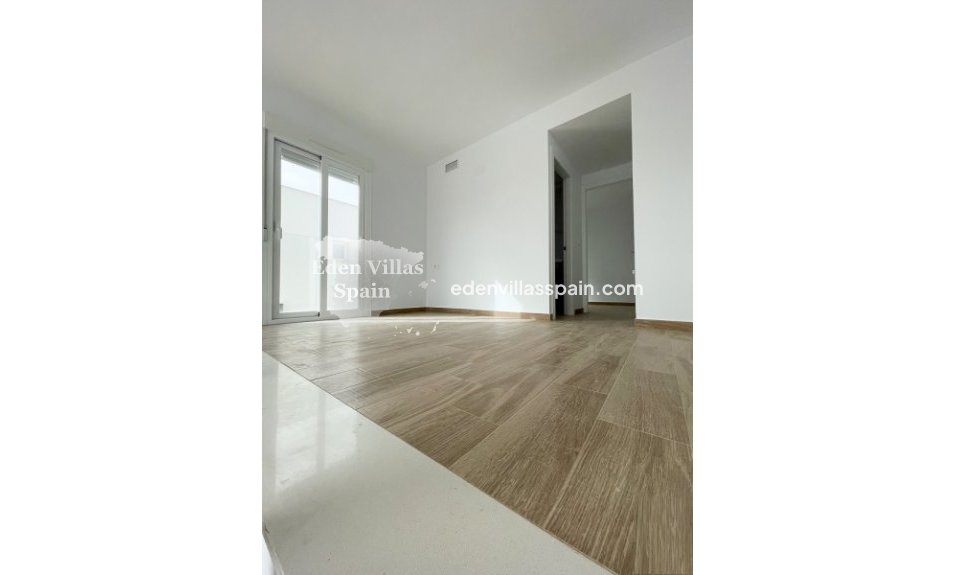 Obra Nueva - Villa costera - Santa Pola
