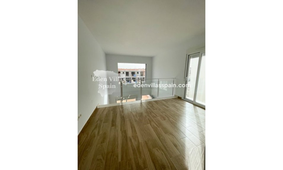 Obra Nueva - Villa costera - Santa Pola