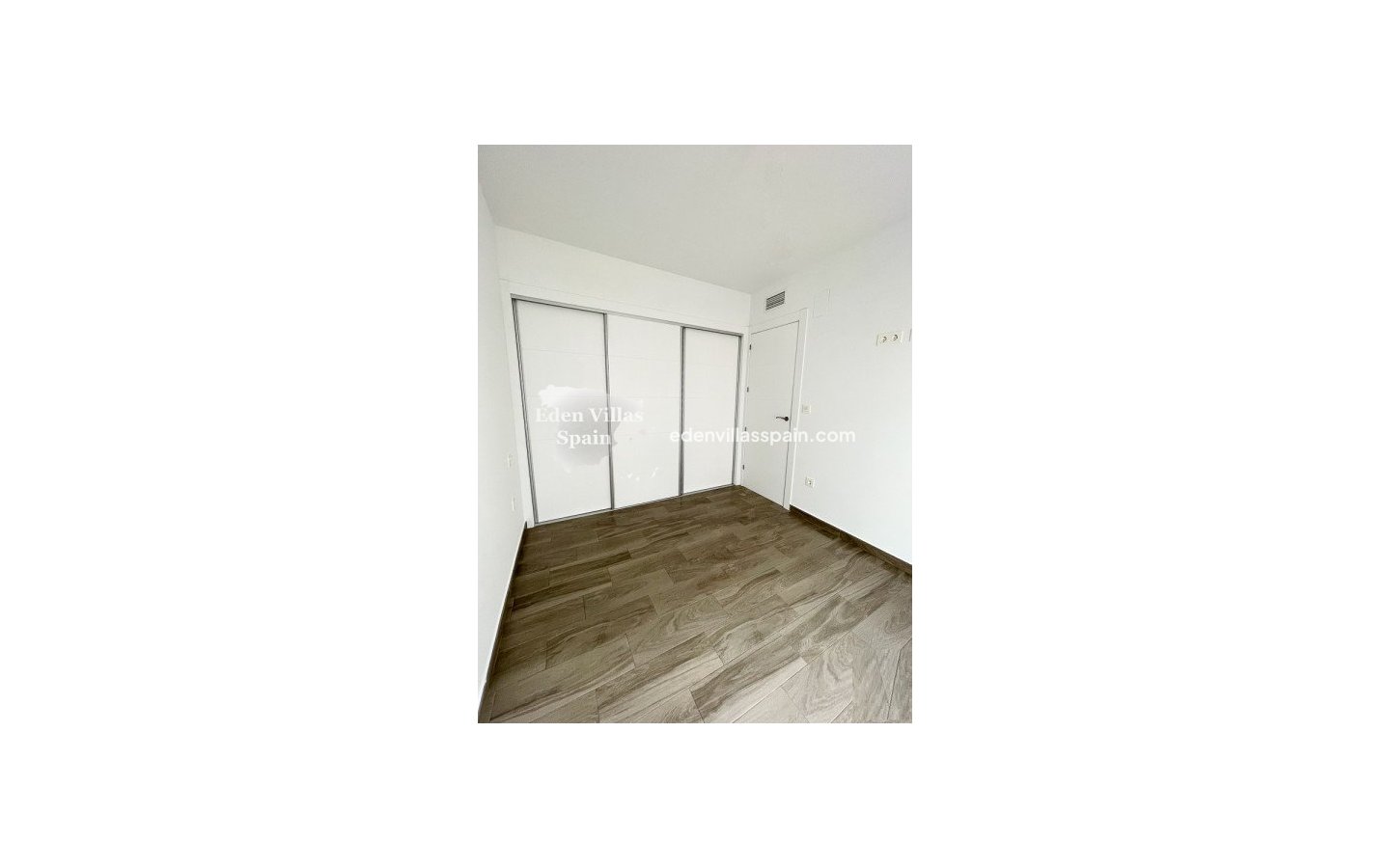 Obra Nueva - Villa costera - Santa Pola