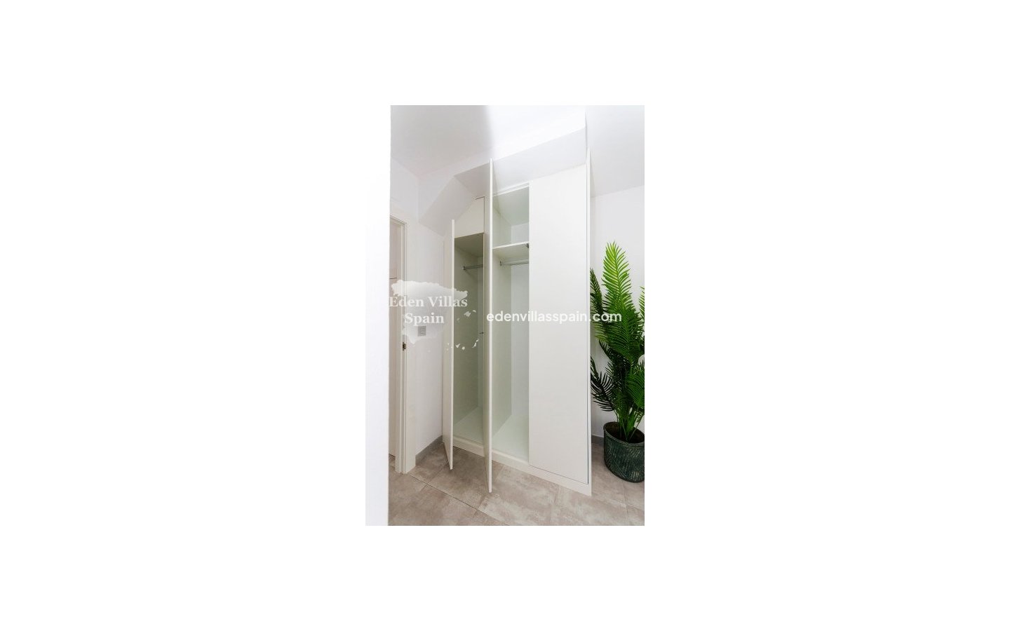 Obra Nueva - Villa costera - Torrevieja