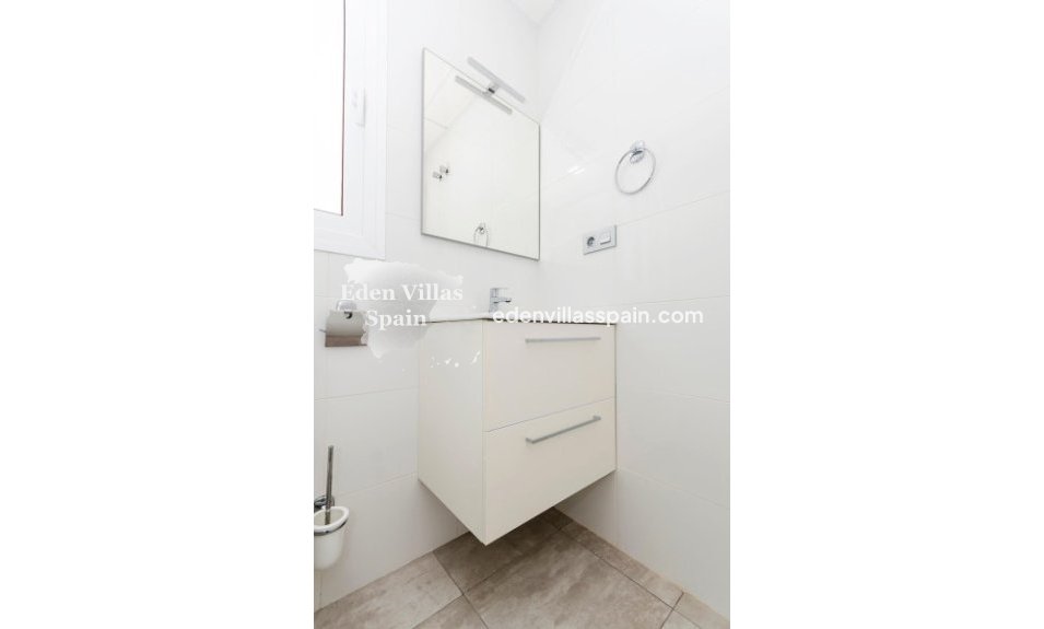 Obra Nueva - Villa costera - Torrevieja