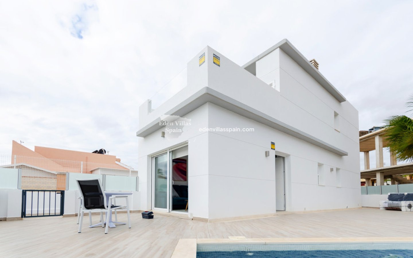 Obra Nueva - Villa costera - Torrevieja